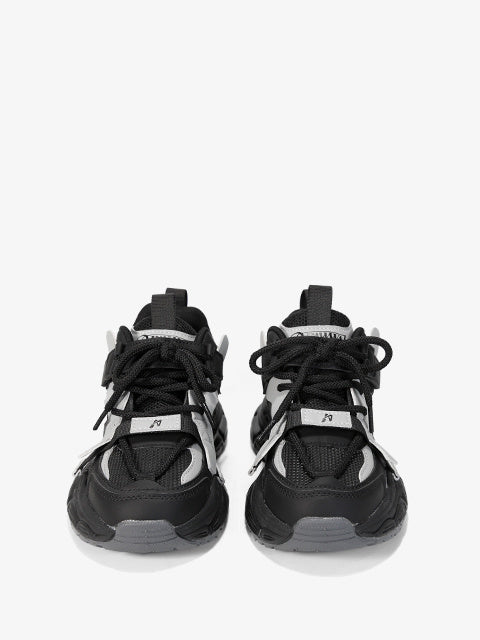 Sports shoes #G575 black