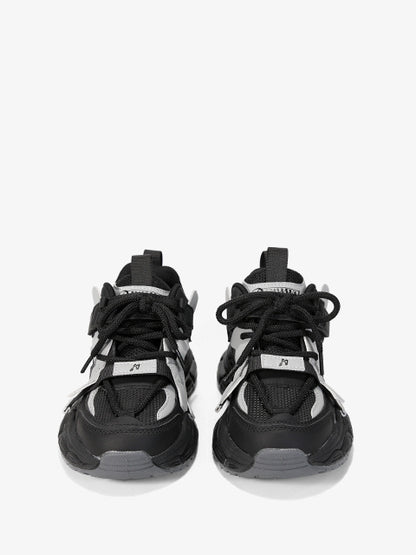 Sports shoes #G575 black