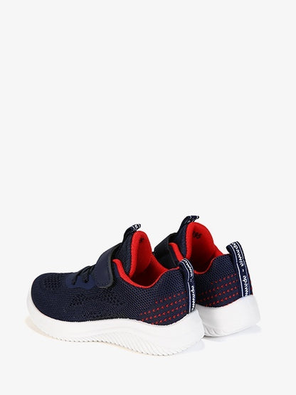 Sports shoes #Z395 red
