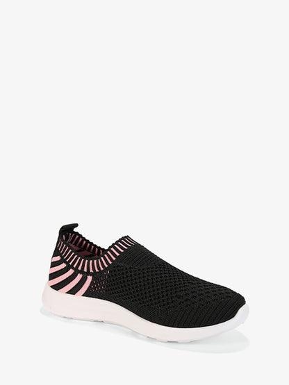 Sports shoes #Z48 black-pink