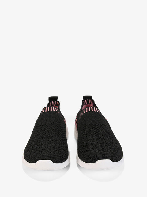 Sports shoes #Z48 black-pink
